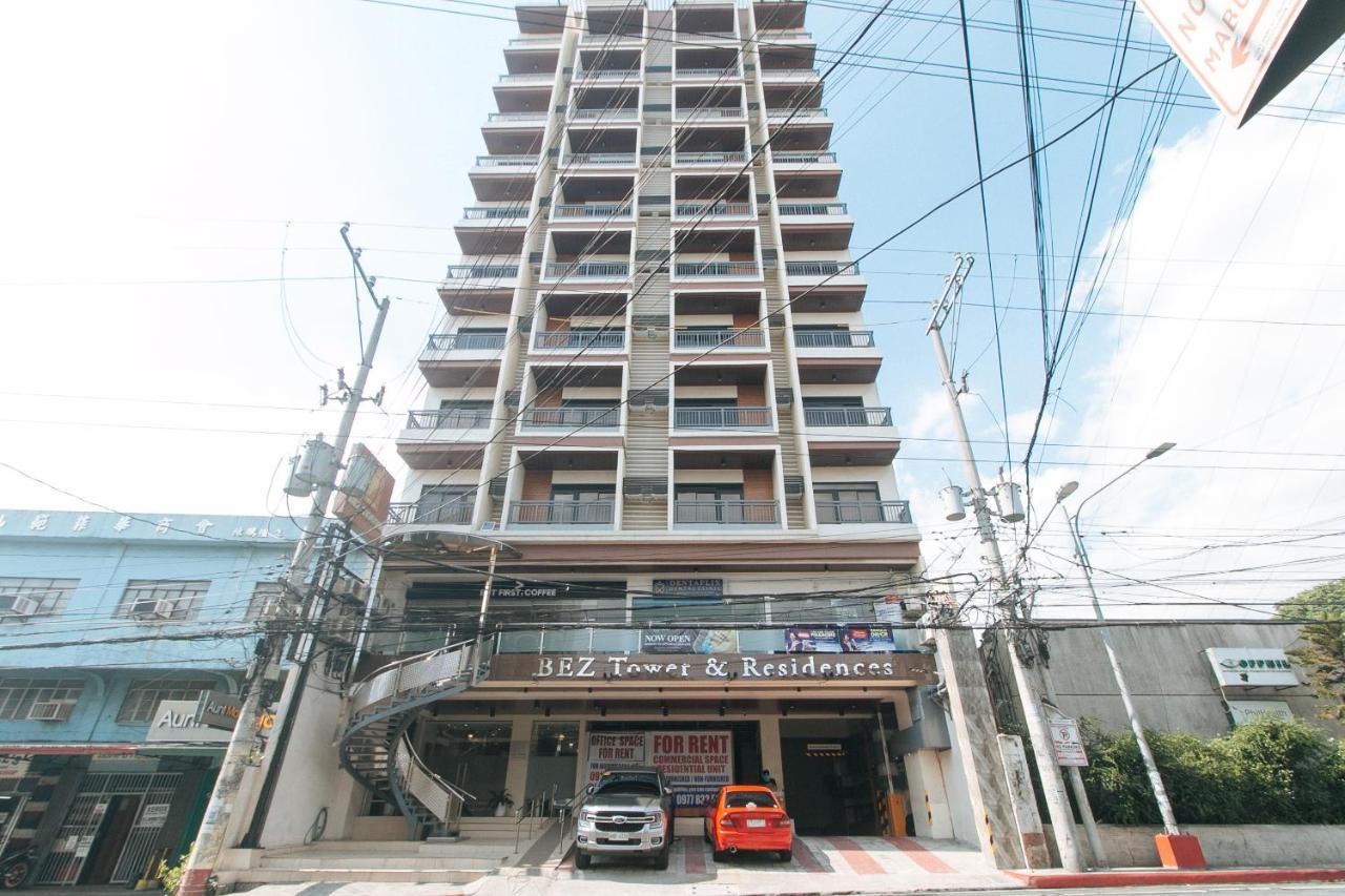 Reddoorz Plus @ Bez Tower And Residences San Juan San Juan  外观 照片